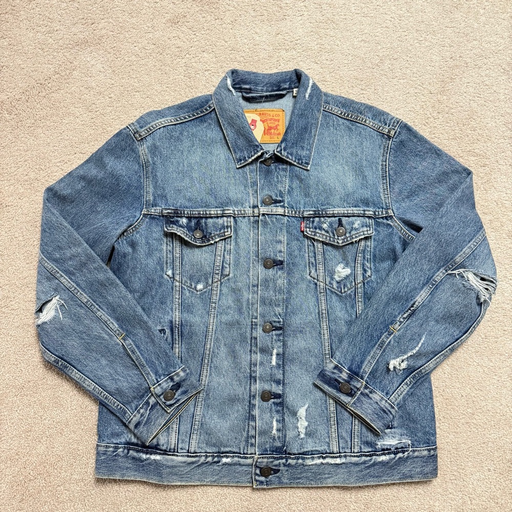Levi's Men's Blue Distressed Denim Jacket
